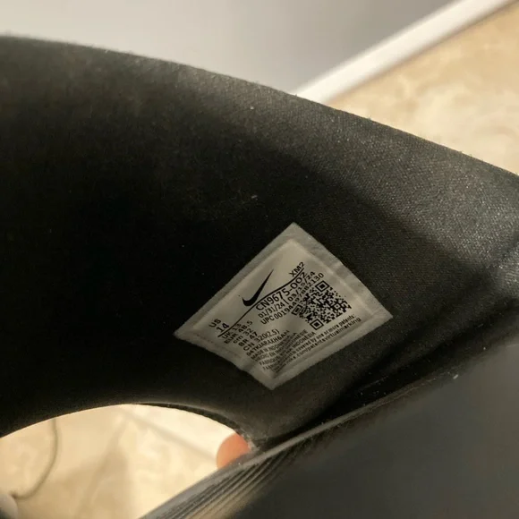 Nike Black Slide Sandals with White Swoosh Detail - Picture 3 of 3